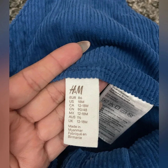 H&M Corduroy Overalls - Picture 7 of 8